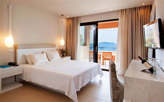 © Kassandra Bay Resort & SPA (CC BY 2.0) https://www.flickr.com/photos/kassandrabay/7745320396/