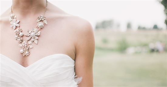 normal price for wedding dress