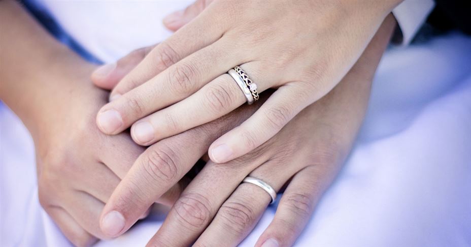 Engagement Ring Vs Wedding And Band Differences Engagement Ring Vs Wedding And Band Differences